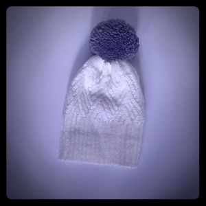 White beanie